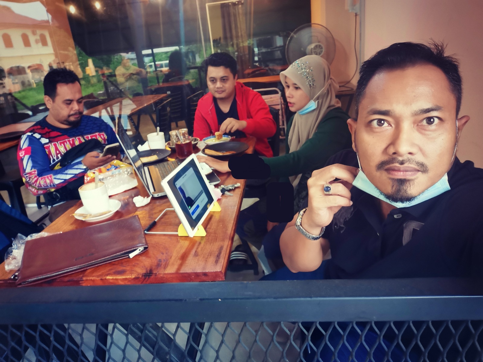 Team recruitment photo 03